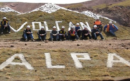 Peru Ministry of Energy and Mines approves permit, suspends three