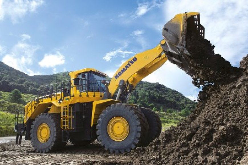 Komatsu Europe introduces new WA700-8 wheel loader