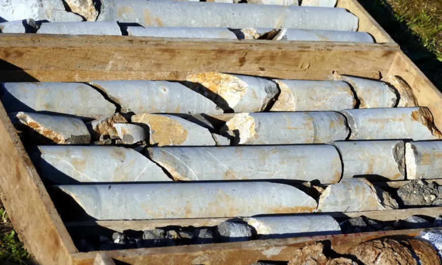Kemar Minerals Inc. Hit Gold Vein in Unexplored Section at La Centza Project, located in Ecuador