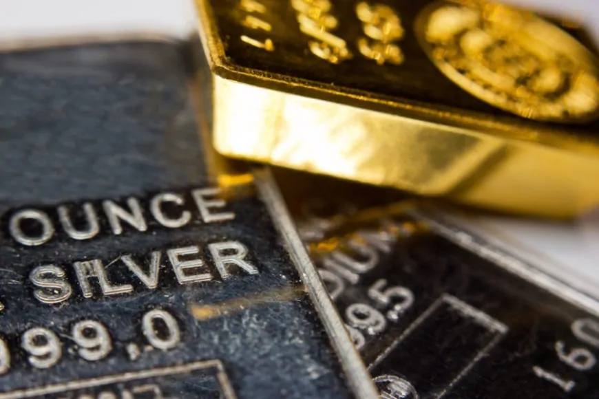 Citi sees $40 silver soon, but cautious on gold