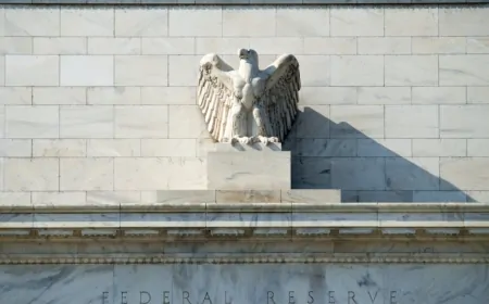 Gold price gains 1% as Powell gives dovish signal