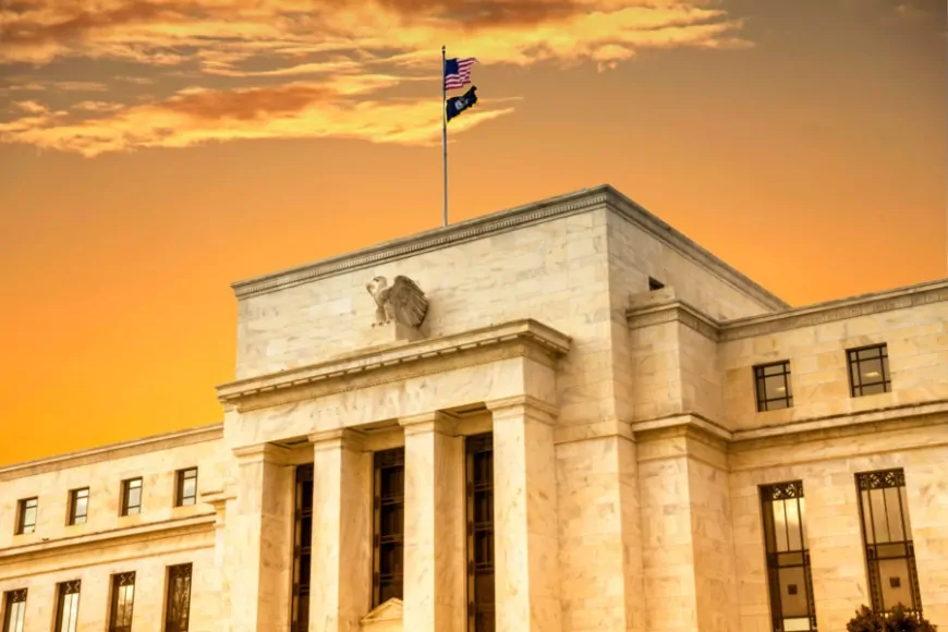 Gold price extends gain as Fed rate cut looks more likely