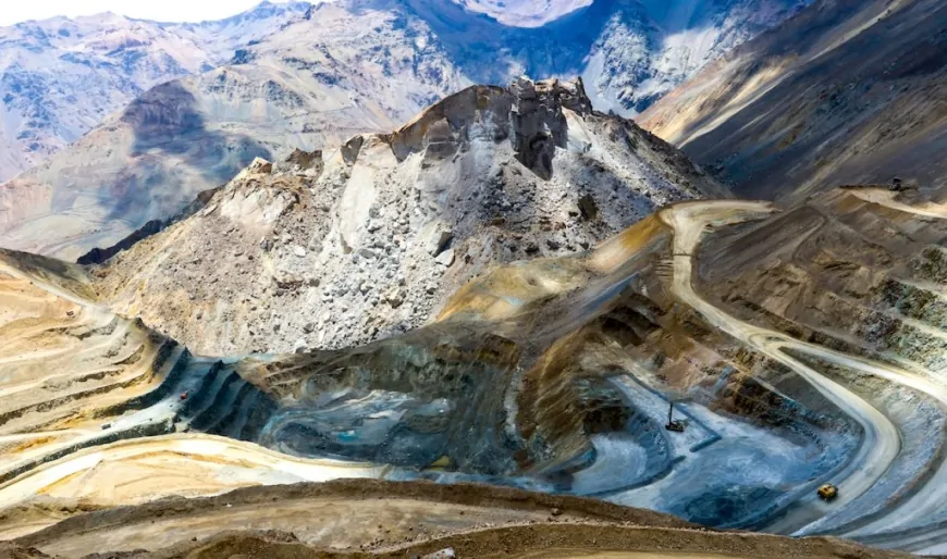 Codelco collapse was likely caused by mining rather than nature